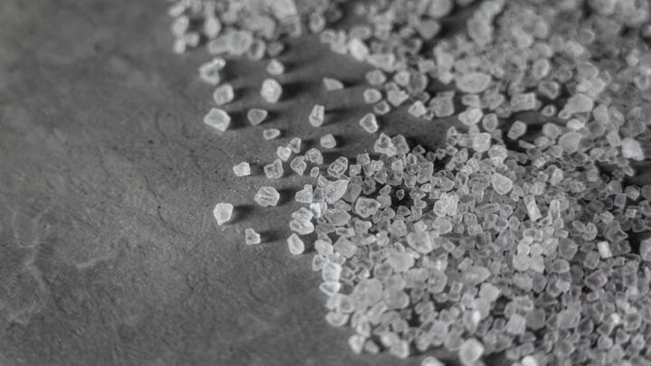 Sól w tabletkach – kluczowy element w systemach zmiękczania wody
